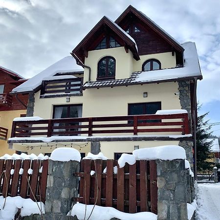 Holiday Home In 시나이아 외부 사진